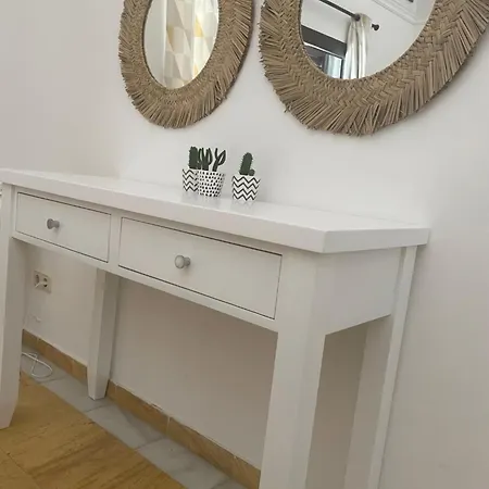 Сasa de vacaciones Babel - First Line Seafront House *